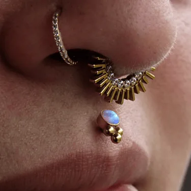Premium body jewelry detail 4 at Synergy Body Art